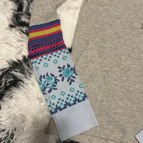 We the Free Mikah Printed Cuff Thermal Top Small - Picture 2 of 5